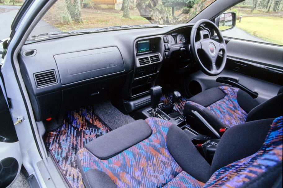 独闯天涯完整版原唱,独闯天涯全集免费