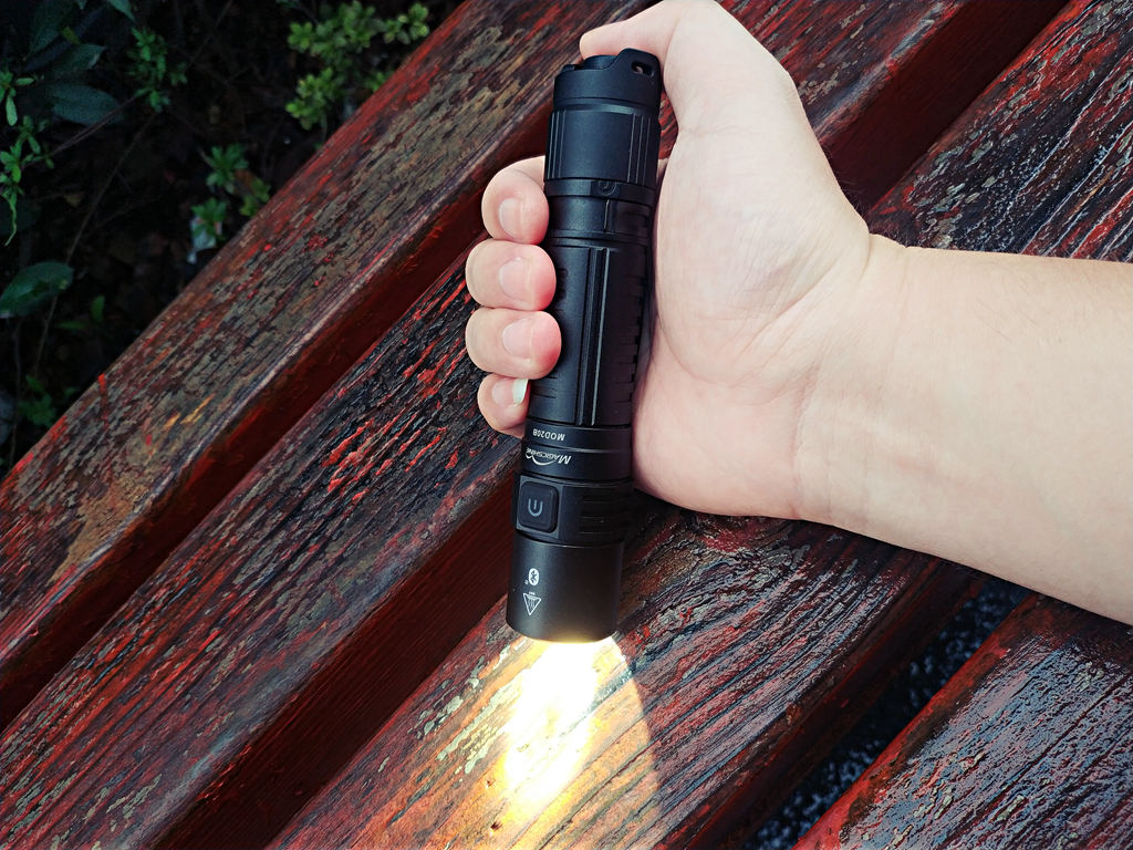 迈极炫最新款手电,迈极炫手电筒怎么样