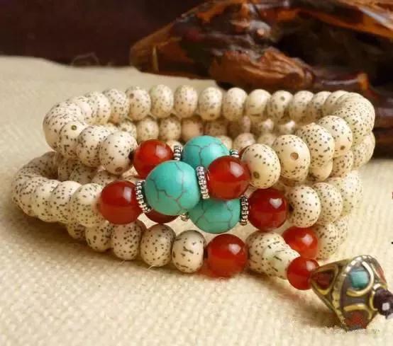 假宝石对人体有害吗图片,市面上常见的假宝石