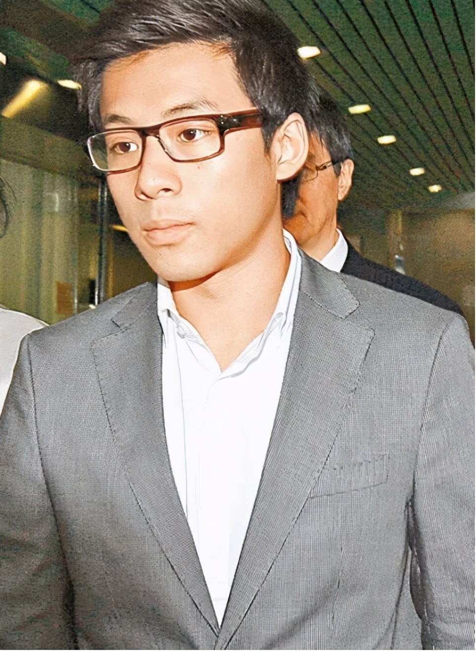 霍启刚三兄弟颜值,霍启刚家族兄弟