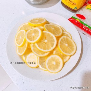 夏日开胃餐百香果柠檬蜂蜜茶,百香果柠檬茶承包你一整个夏天