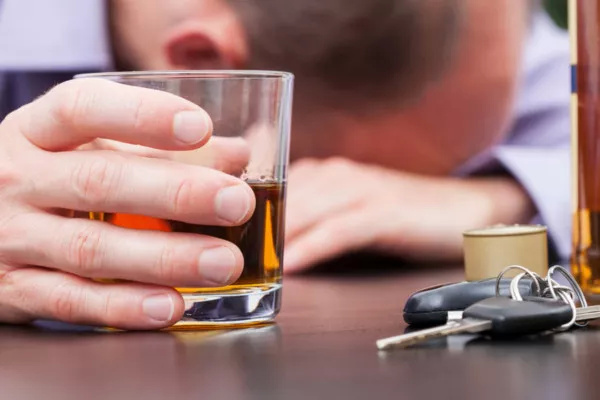 为什么喝起泡酒容易醉,为啥起泡酒好喝