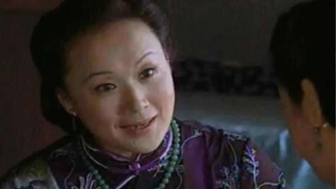 金粉世家里金家落魄的重要原因,金粉世家金家儿媳妇家世