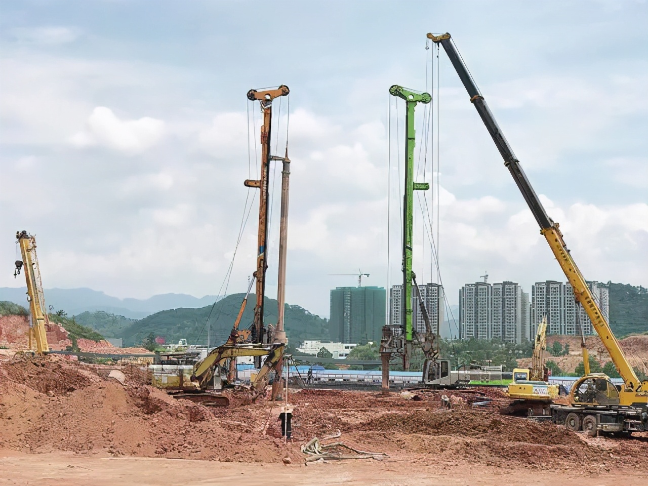 肇庆产值,肇庆2023年工业投资破千亿