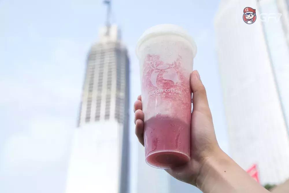 瑞幸和kfc咖啡谁的好喝,瑞幸咖啡奶盖茶上线真的好喝吗