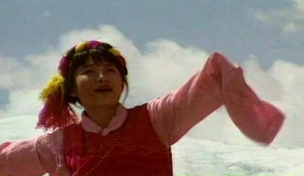 李娜青藏高原为何无人能超越,唱青藏高原的李娜近况如何