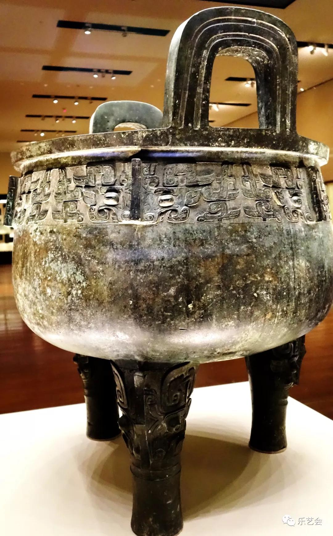 汉代青铜鼎三足鼎价格,海内著名三件青铜大鼎