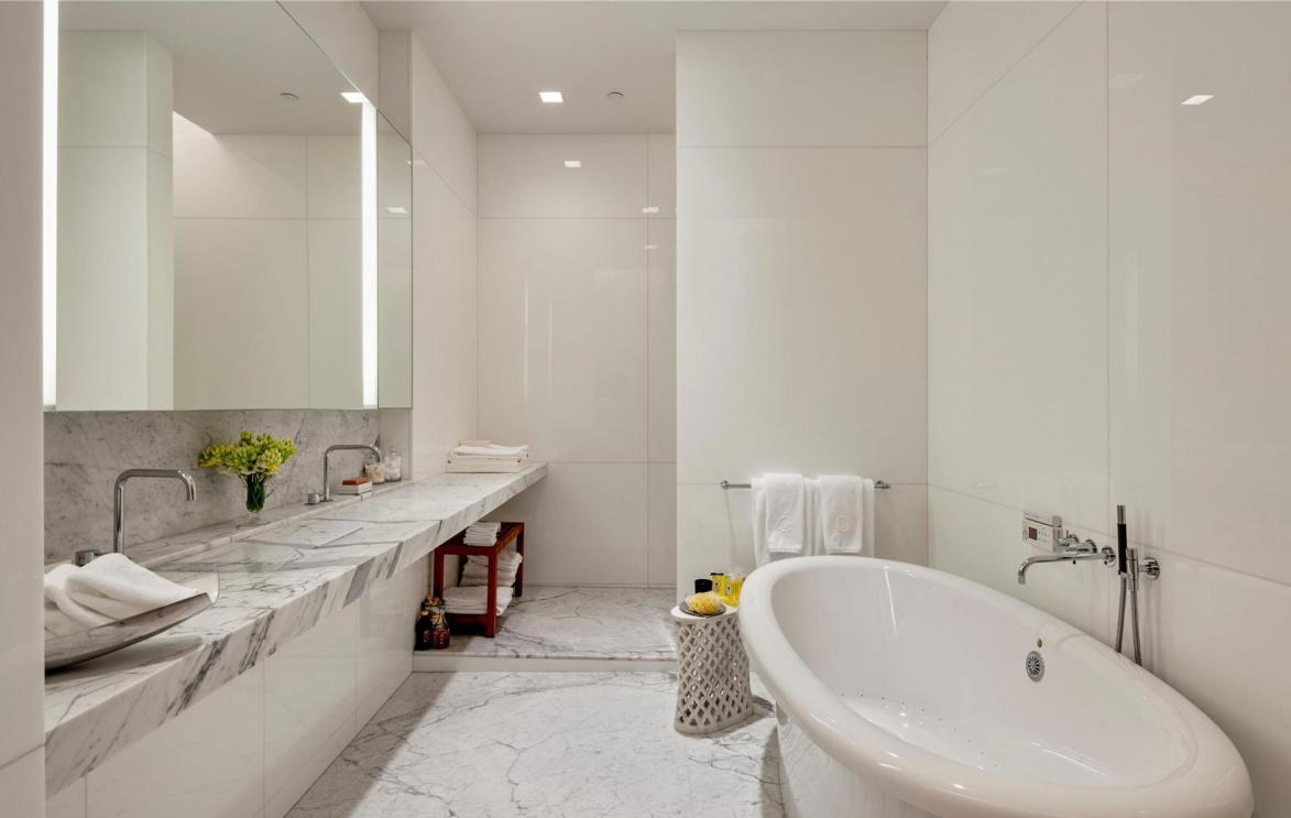 装修新人不知道选木地板还是瓷砖？5个点详细对比，学到就是赚到