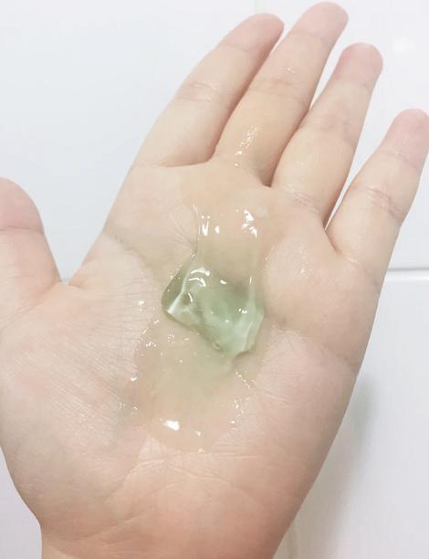 芦荟胶可以当补水面膜使用吗,芦荟胶可以当补水面膜用吗