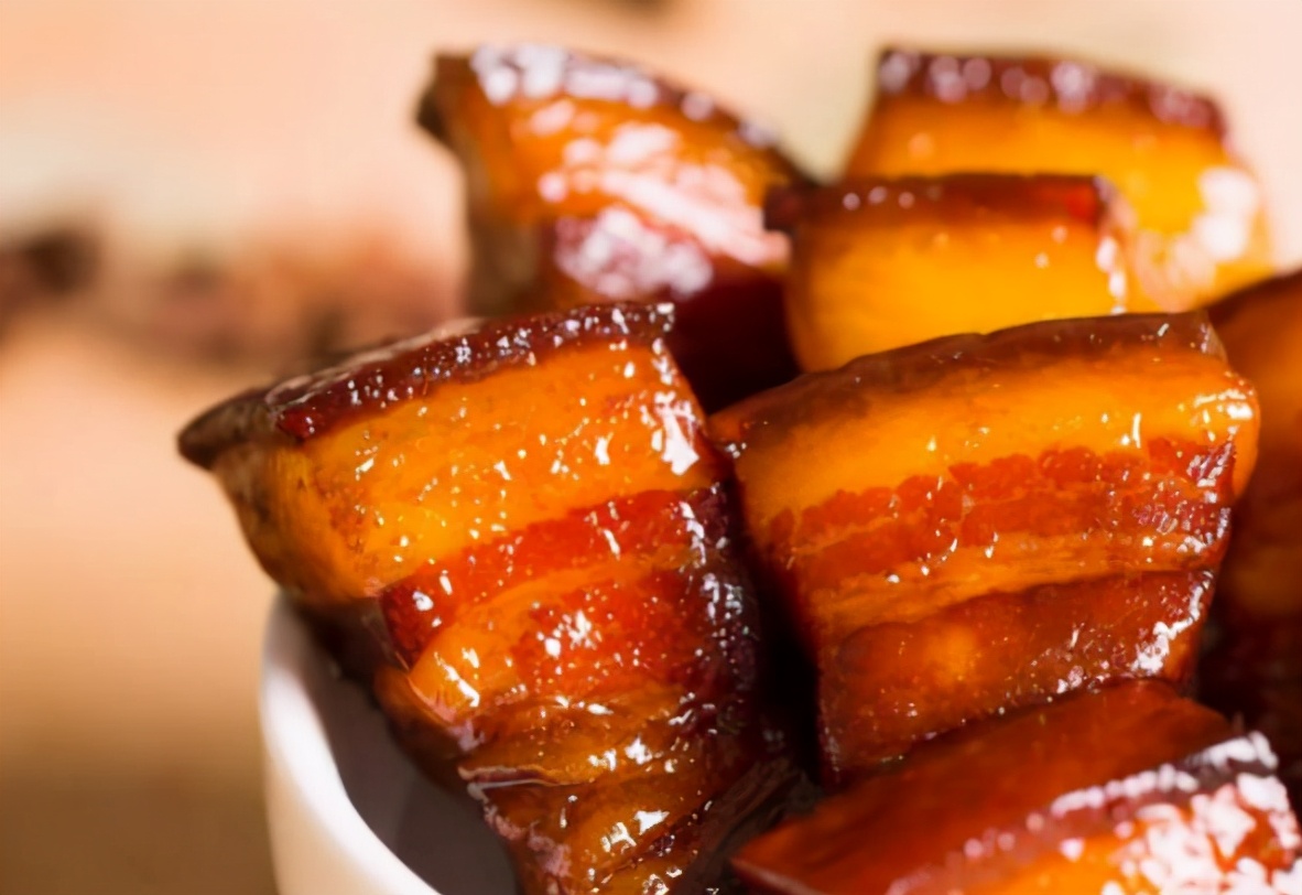 炖肉时千万别先焯水,家常炖肉不腥的方法