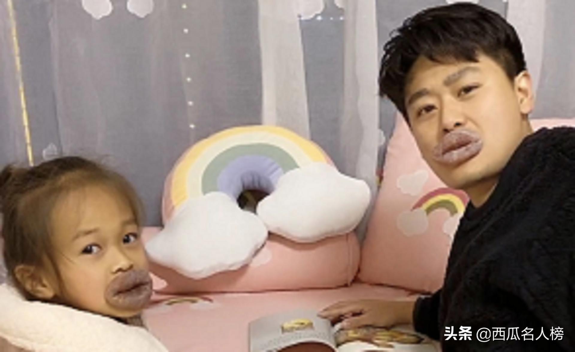 李坑坑藏私房钱大合集,李坑坑藏私房钱小视频