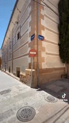 人类凭空消失去哪了,2027年人类会不会消失