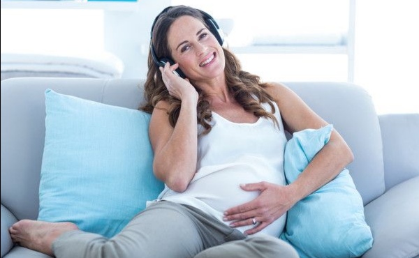 胚胎刚着床会见红吗,胚胎着床不好引起绒毛出血