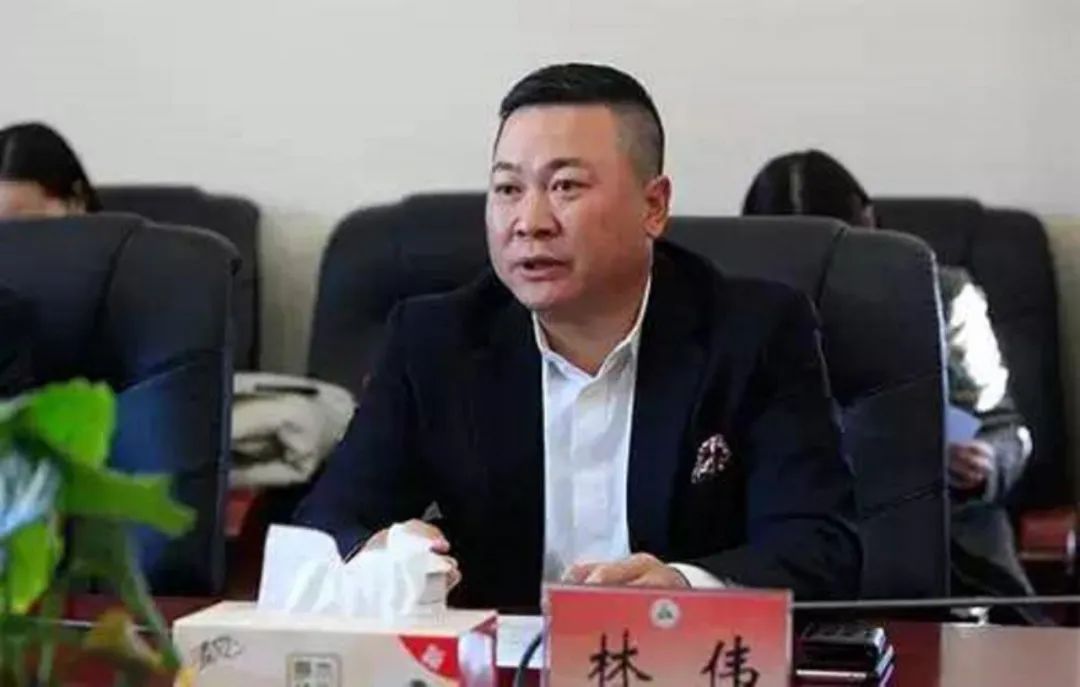 福建4对“三兄弟”白手起家逆袭，从农家孩子到十亿、百亿富翁