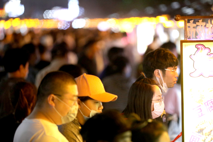 明达夜市推荐,国庆明达夜市