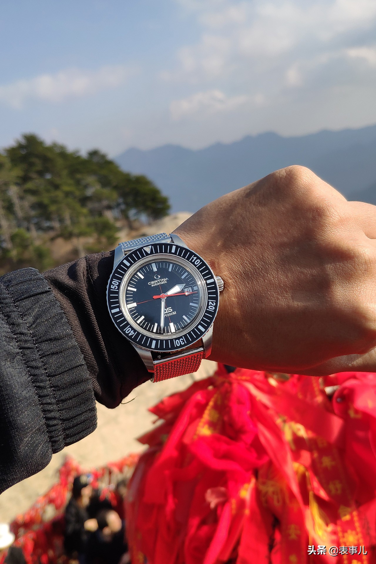 花160元和9个小时爬华山，还喝了一瓶15元的可乐，我是在找虐么？