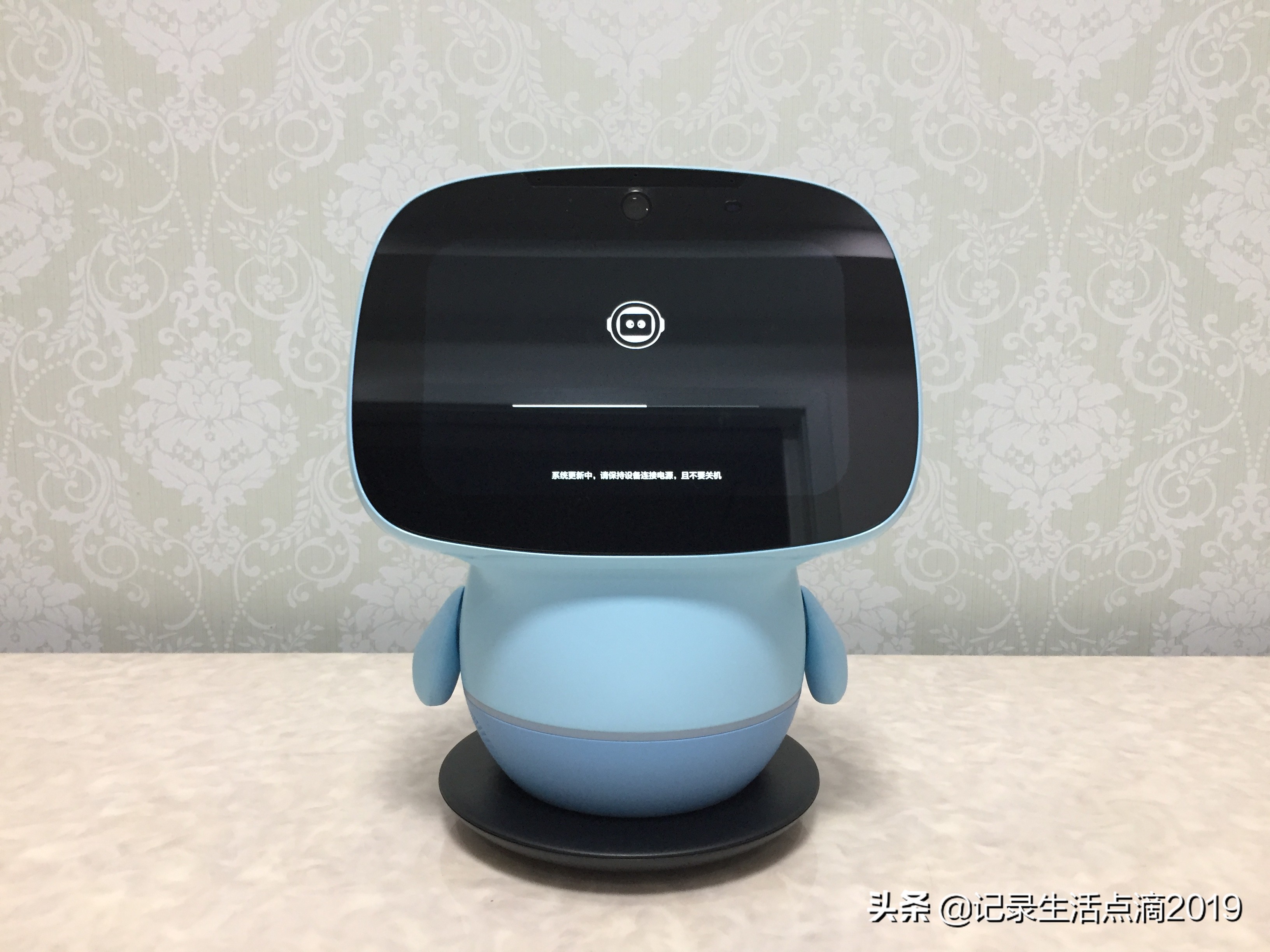 学习娱乐两不误小学二年级,聪聪教育陪伴机器人