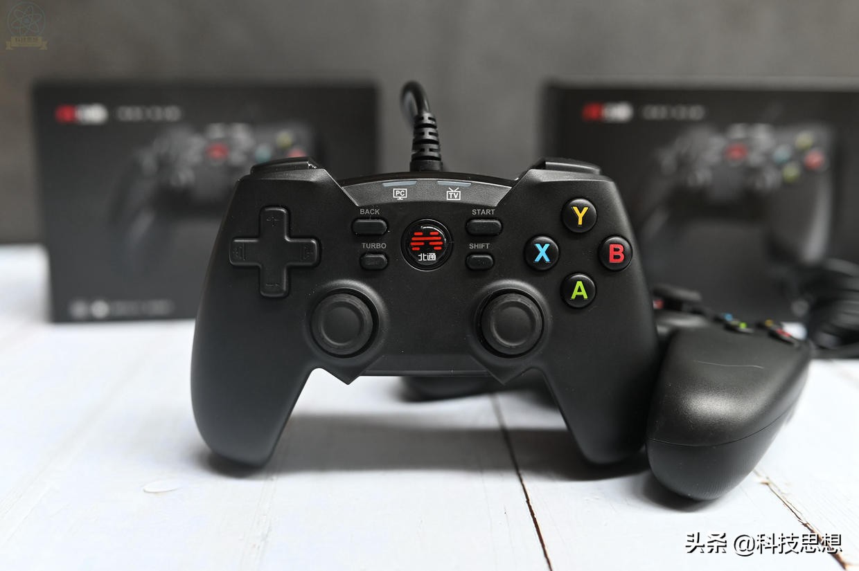 北通蝙蝠4游戏手柄上手体验,北通蝙蝠4手柄