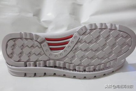 橡胶鞋底里面变红怎么处理,黑色橡胶鞋底发白怎么补救