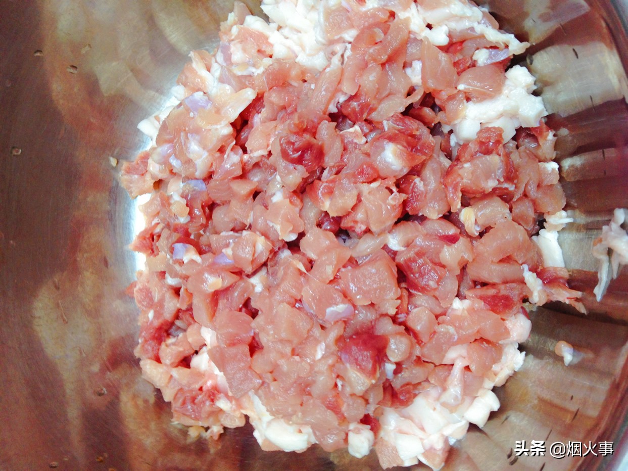 奶奶做的香肠,奶奶教我的腌辣椒方法