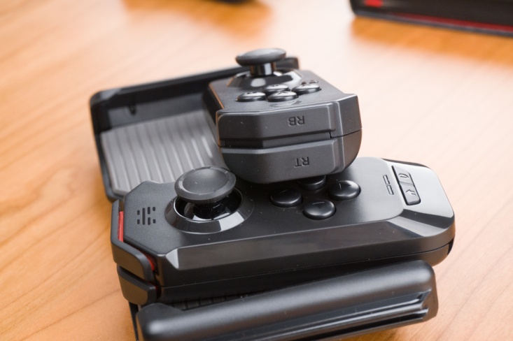 北通h2手柄和rog对比,小鸡x2手柄和北通h2哪个好