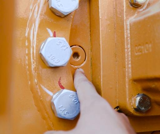 三一吊车卷扬齿轮油多长时间更换,吊车卷扬减速机更换齿轮油