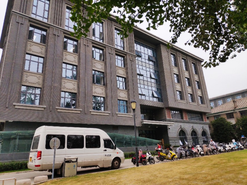 江苏师范大学云龙湖校区,江苏师范大学云龙校区街拍