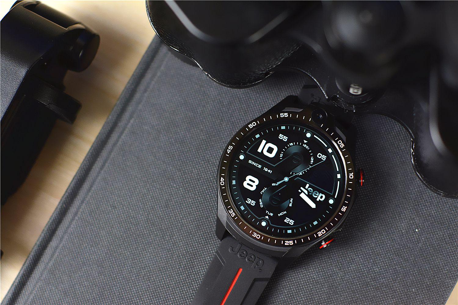 jeep新款智能手表jpsw011black,jeep智能手表高配版有啥区别