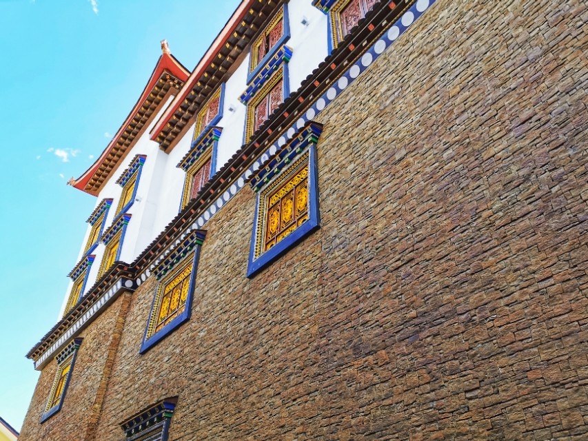 最美的季节遇见最美的你 (最美的季节遇见最美的你散文)