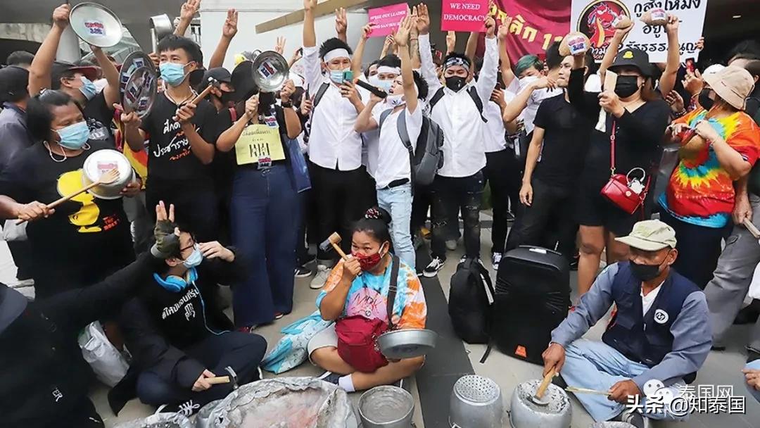 大过年的,泰国“人民团”还想着发动大规模*威示**?