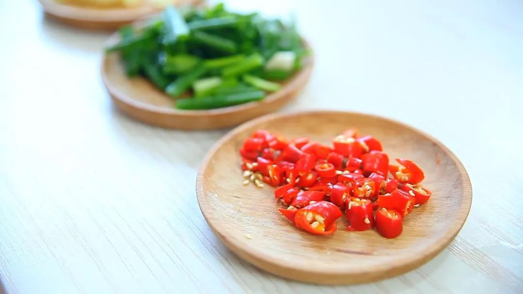 大呼辣椒大呼盐下一句怎么接,前方高能辣稽片头曲