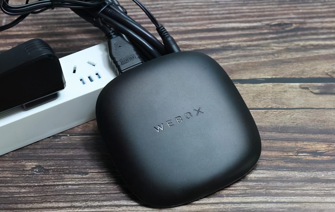 网络电视盒子哪个品牌好？拆机老王评测当贝盒子怎么样