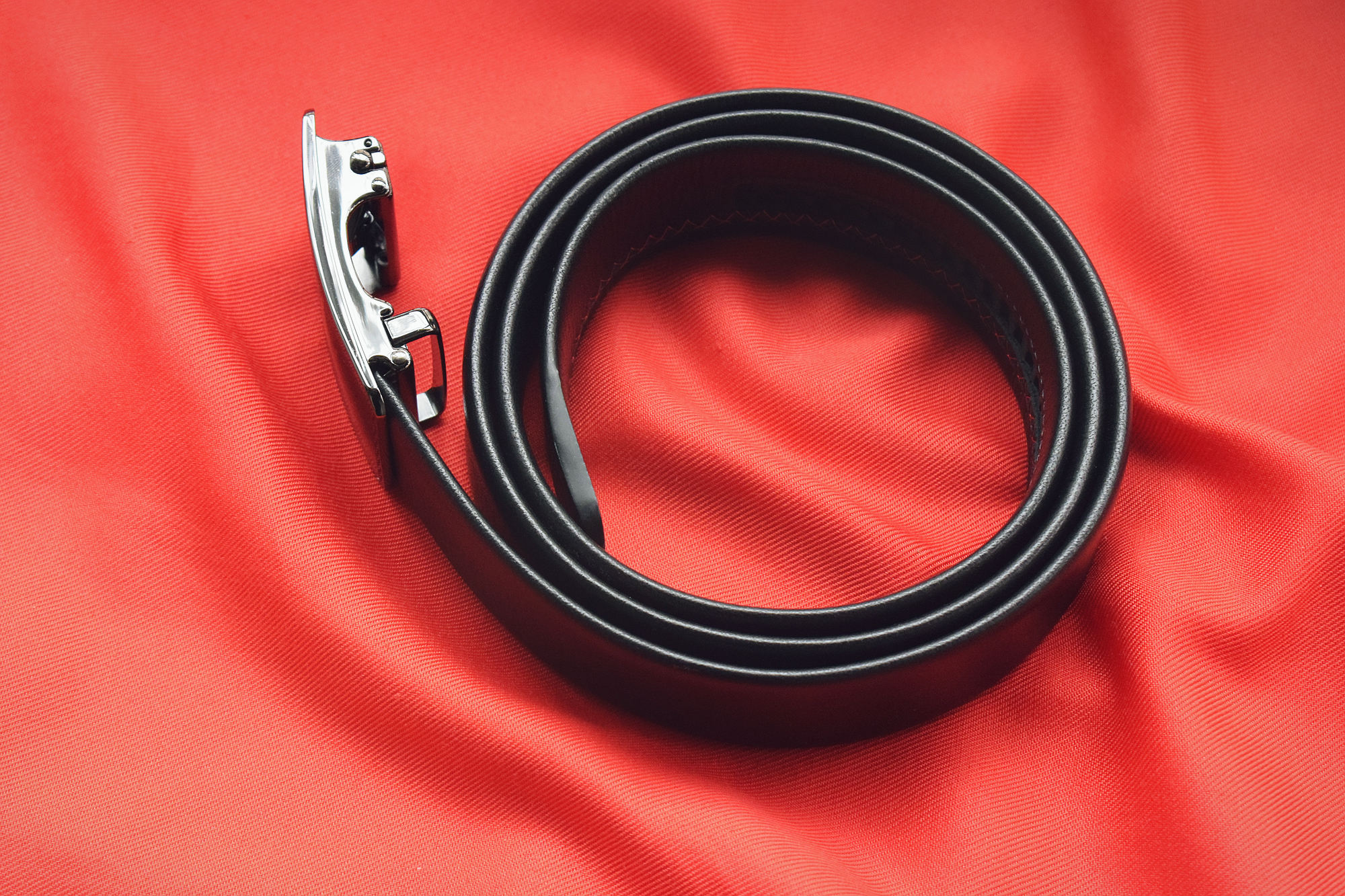 牛年行大运，经典永流传！七面十二生肖“一起牛”皮带赏评