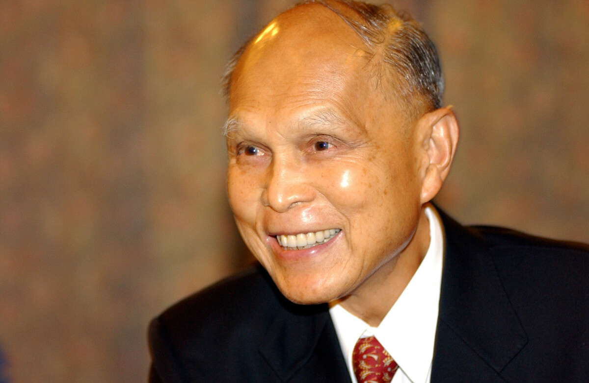 霍启文谈香港房价,霍启刚霍启文的关系好吗