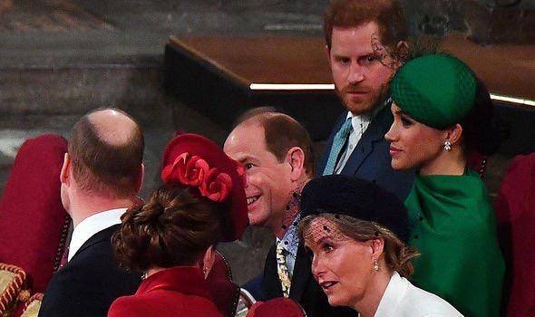 梅根和哈里的这种巨大反差,梅根哈里命运预测