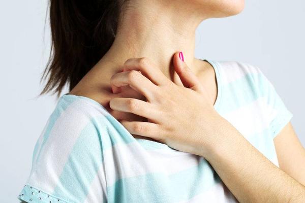 皮肤又干又痒用什么好,皮肤经常有问题应注意点啥