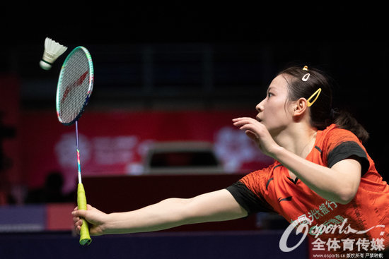 用这5款球拍的人，一般都是有超高颜值的女神