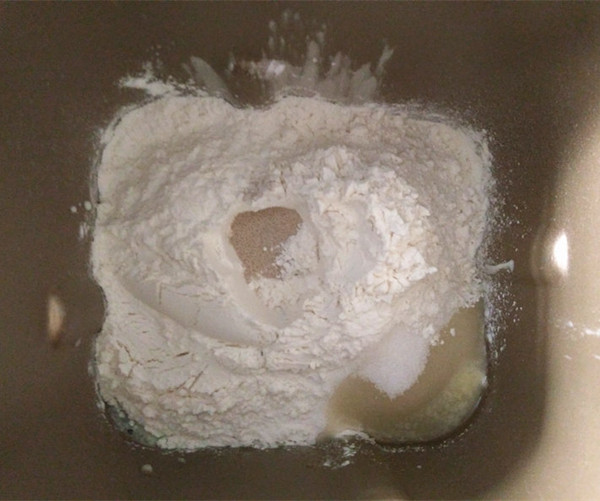 吐司面包怎么做不干硬,吐司面包为什么外边干硬