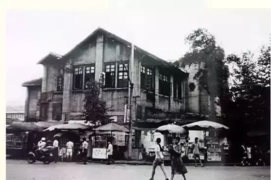 80多岁老人家眼睛看不清,80岁老人眼睛看东西雾蒙蒙