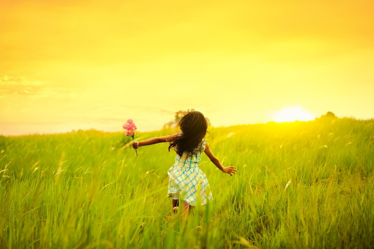 江南布衣腐朽文化,江南布衣的事情