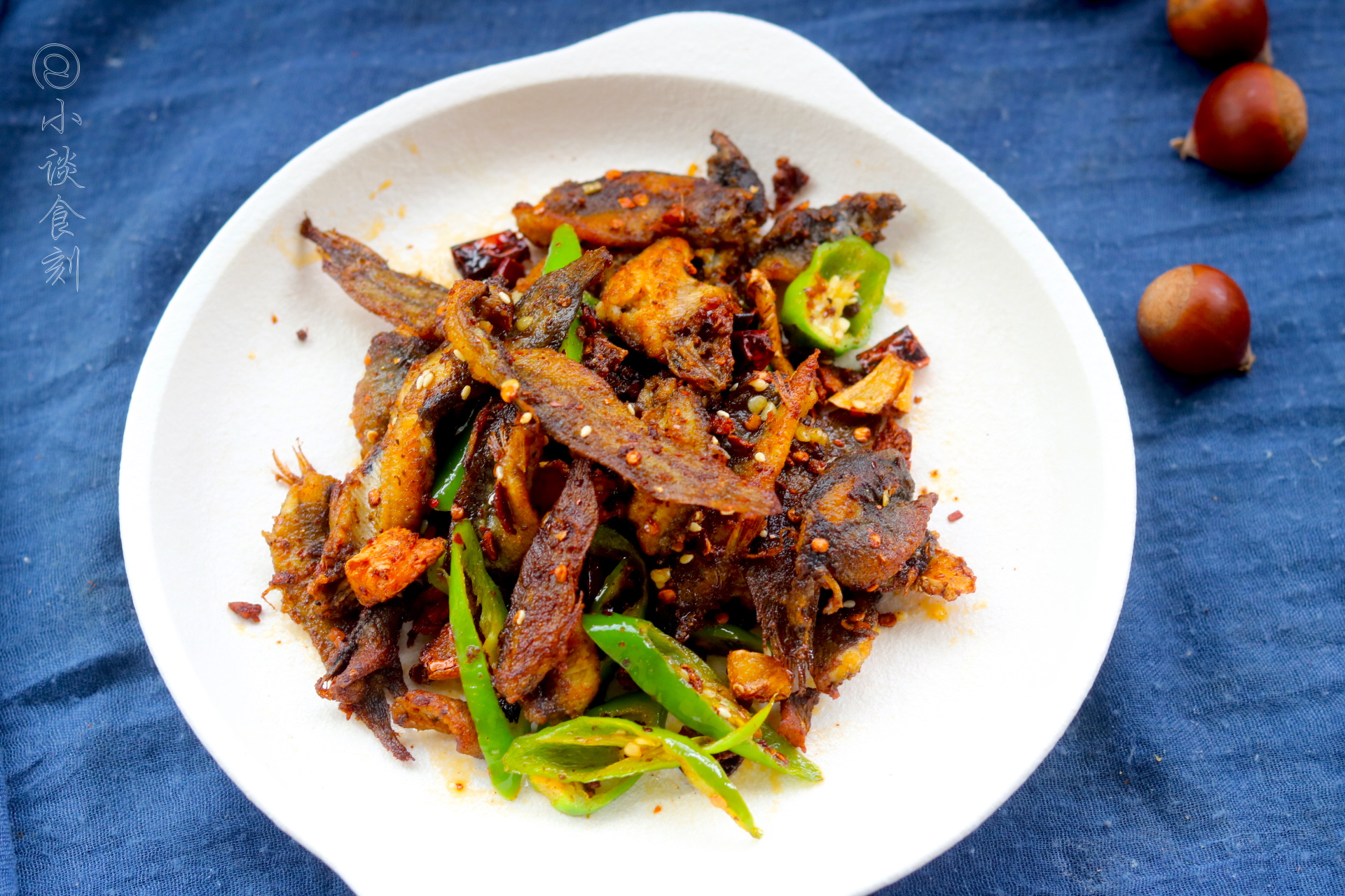 泥鳅不去内脏怎么洗最干净,泥鳅怎么处理干净没有土