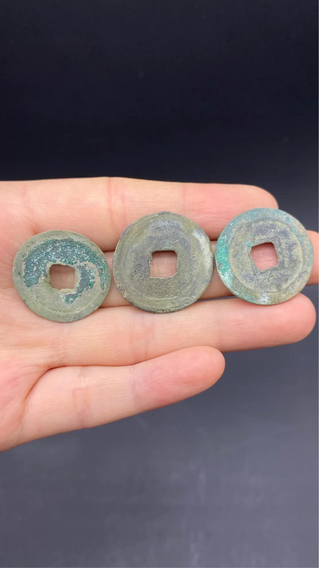 北宋小平钱哪个值钱图片,北宋小平钱篆书大字元佑通宝