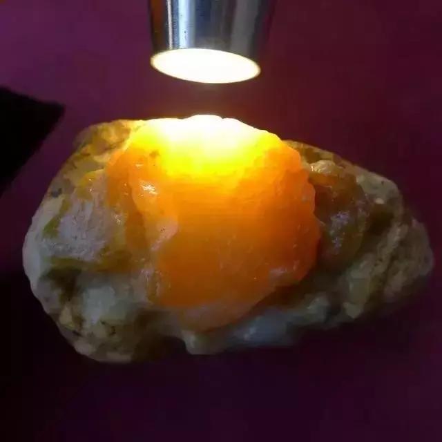 日常石头分类及图片大全,捡到这种石头千万不要扔