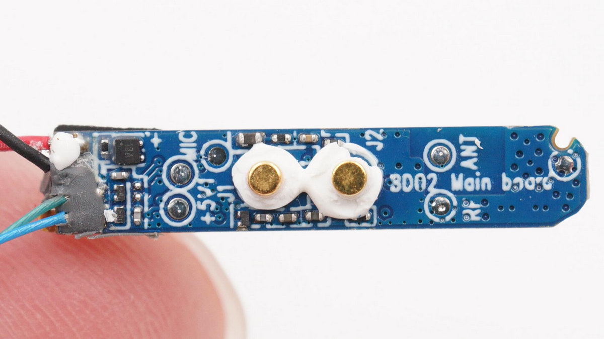 远销非洲的TWS真无线耳机应该注意什么?拆解传音TECNOBuds2看看