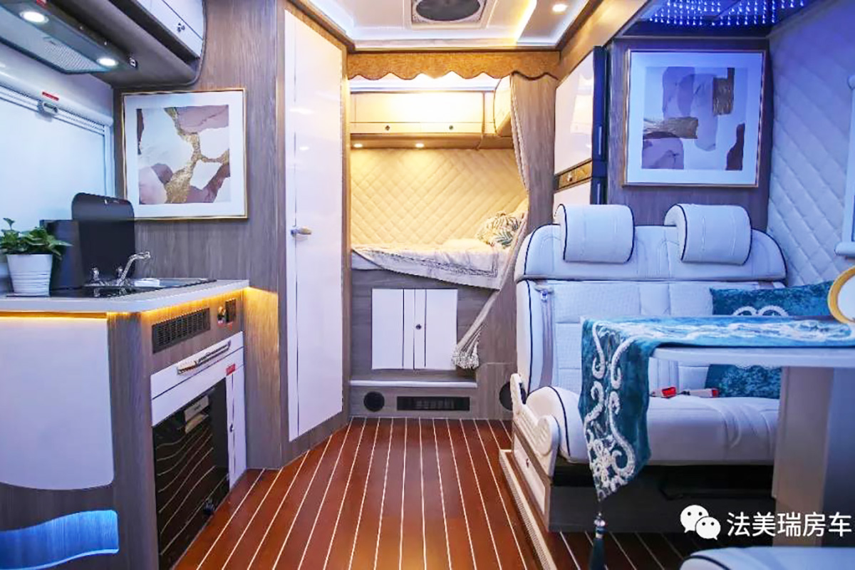 20万左右轻卡房车和c型房车,房车推荐15万到20万c型新能源房车