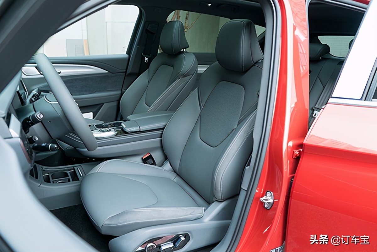 北汽新能源纯电suv汽车价格,新能源纯电suv极狐6座