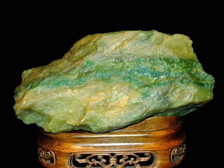 广绿石价值,广绿玉原石