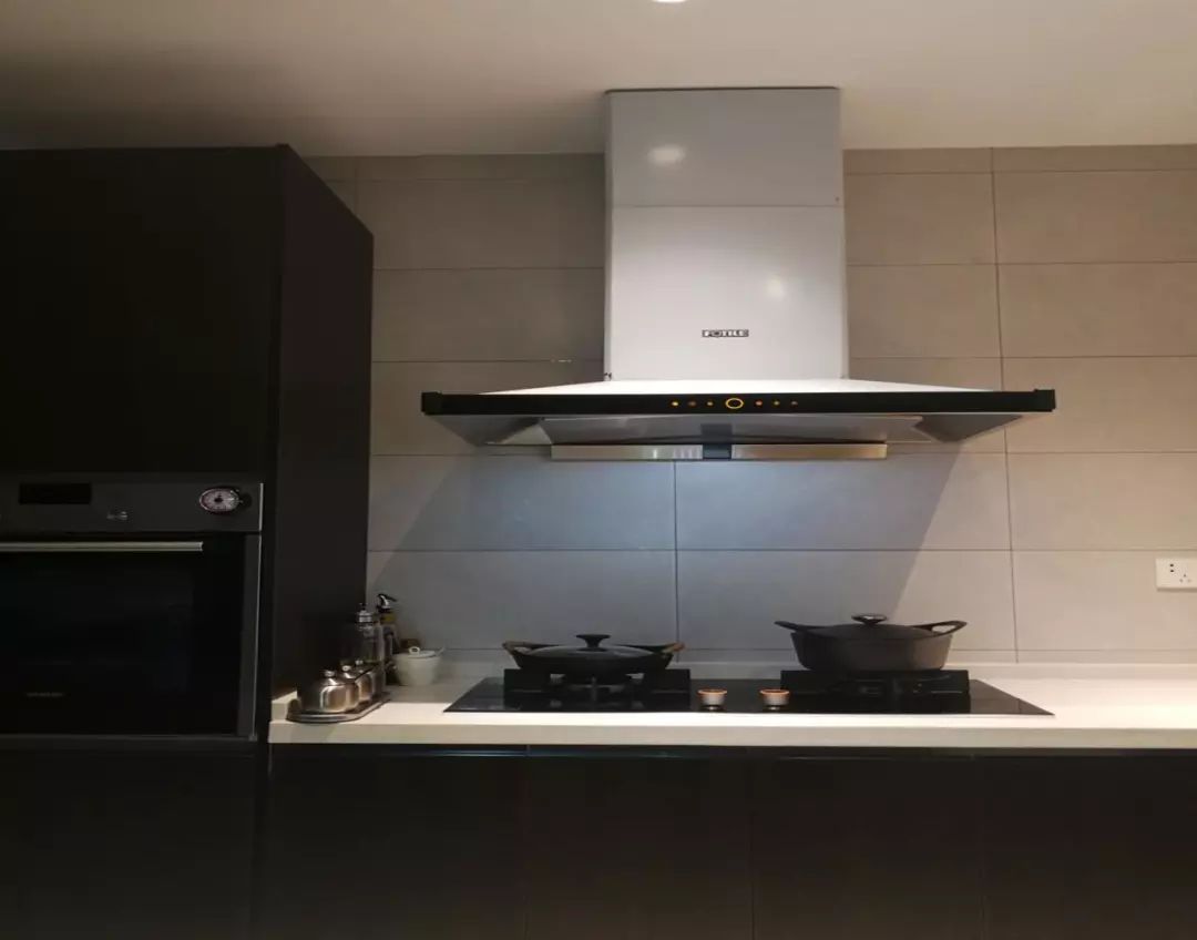 轻奢辛西娅22cm珐琅铸铁炖锅,20cm宝石蓝渐变色铸铁珐琅炖锅