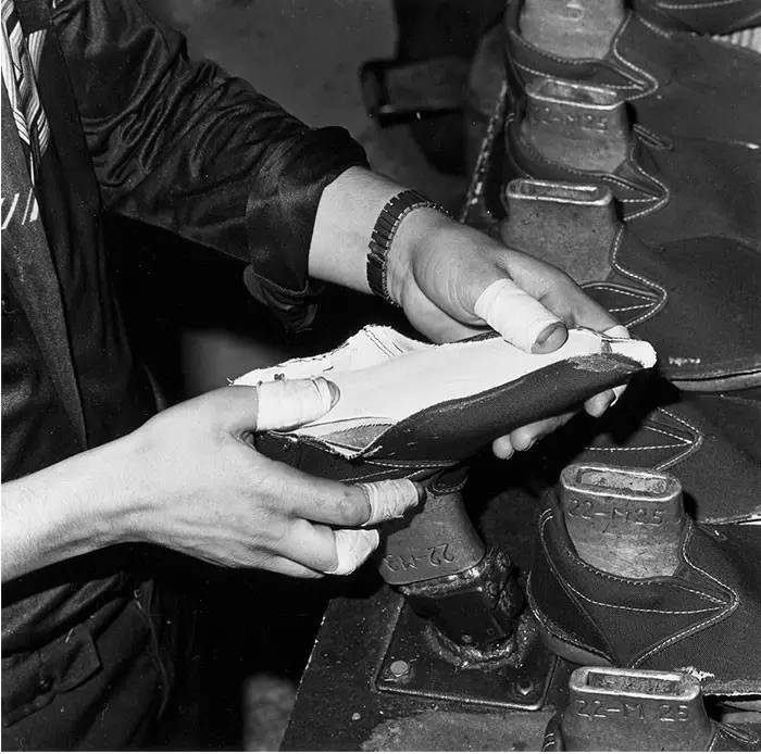 vans有多容易撞鞋,再也不怕撞鞋了vans