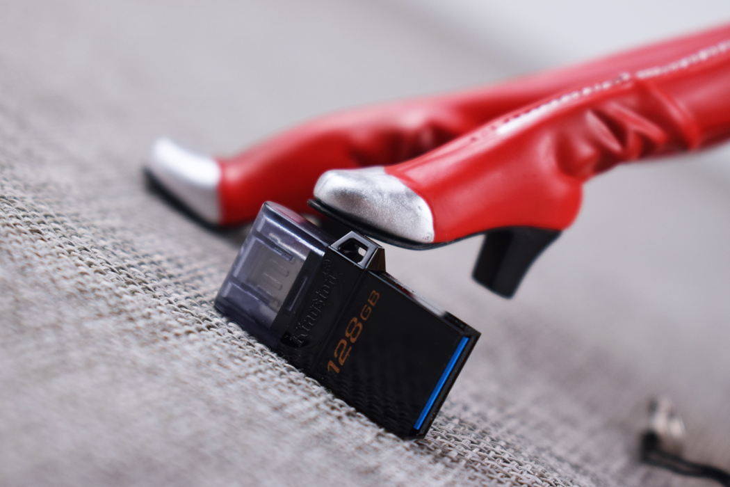 金士顿microduo3,给手机加硬盘